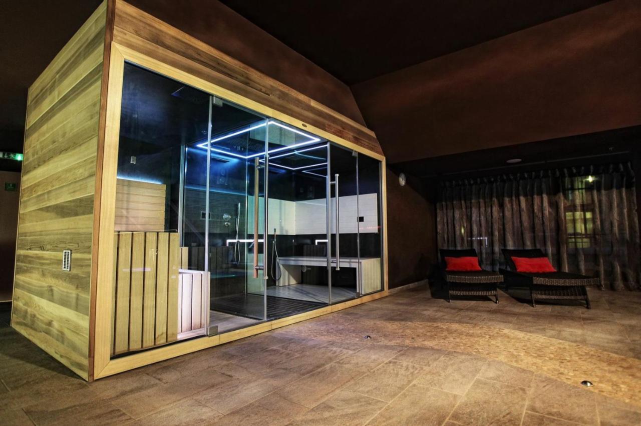 Holiday Inn Trnava By Ihg Kültér fotó