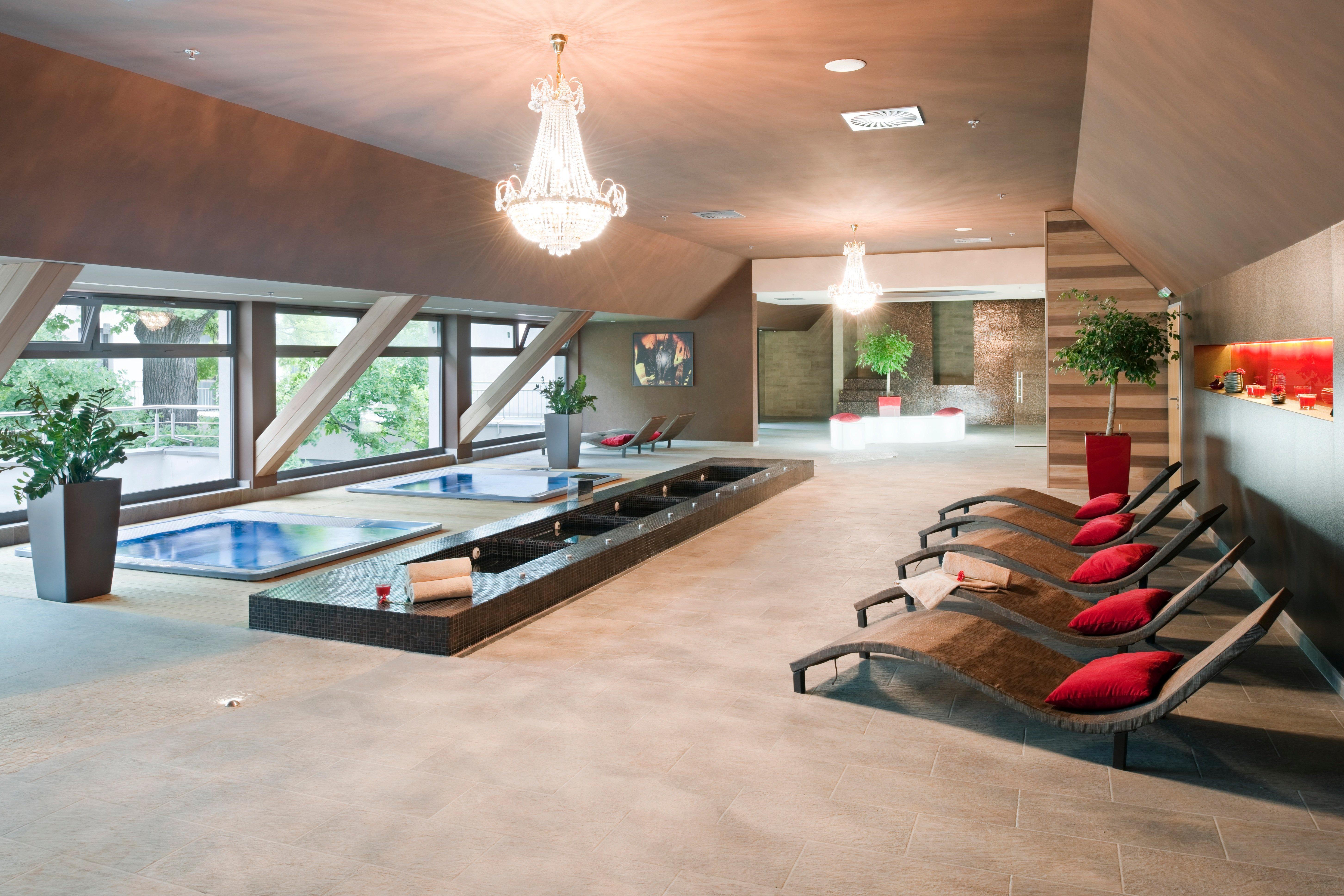 Holiday Inn Trnava By Ihg Kültér fotó