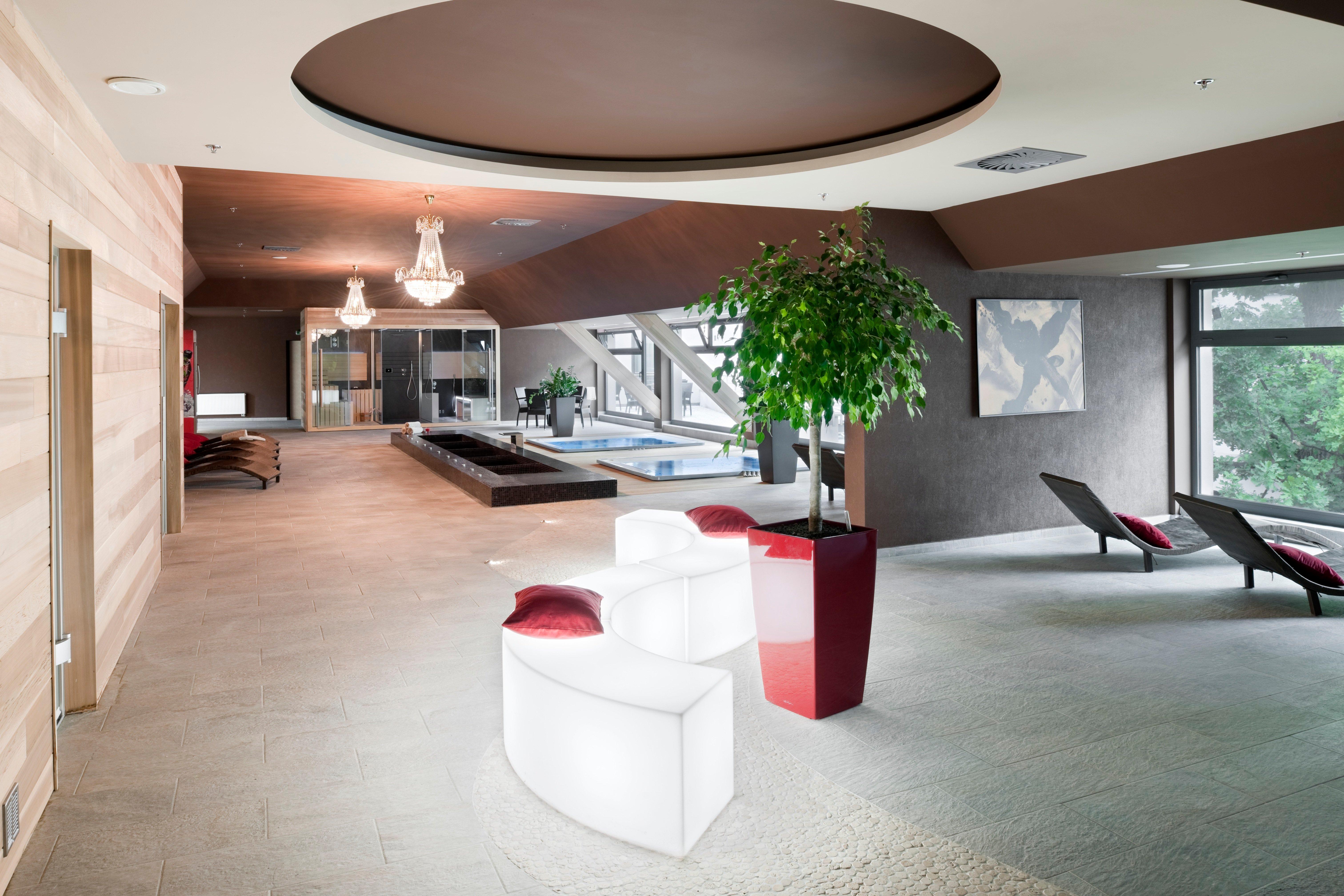 Holiday Inn Trnava By Ihg Kültér fotó