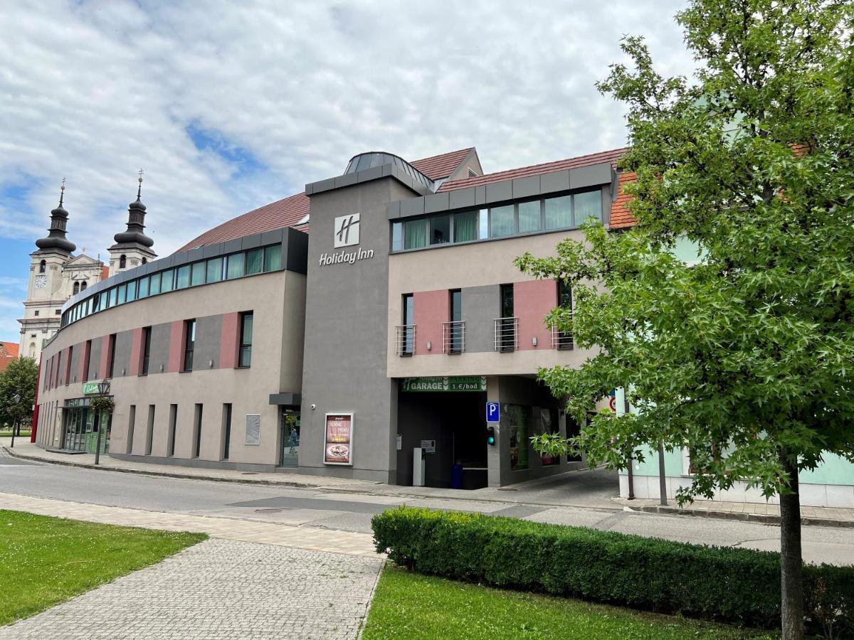 Holiday Inn Trnava By Ihg Kültér fotó
