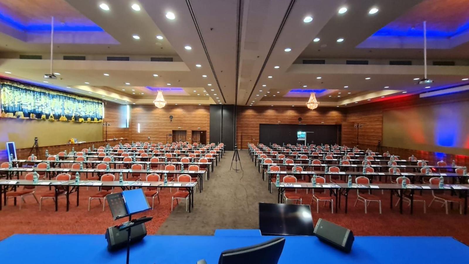 Holiday Inn Trnava By Ihg Kültér fotó