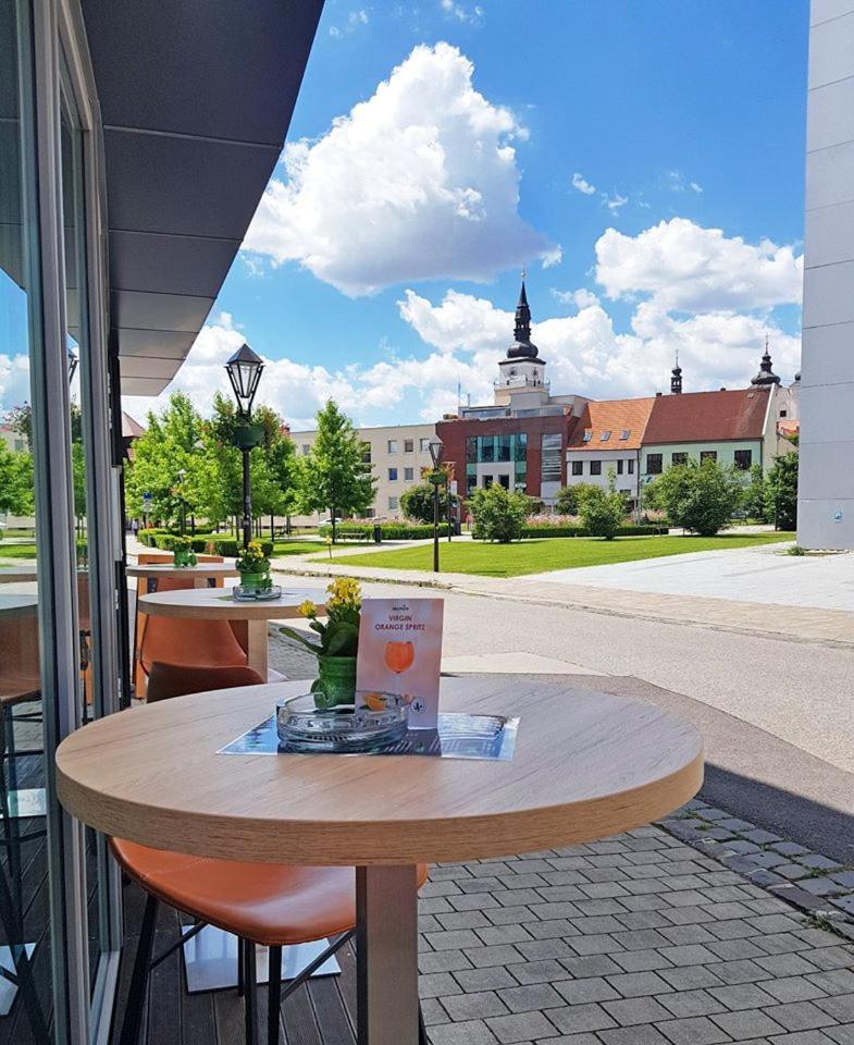 Holiday Inn Trnava By Ihg Kültér fotó